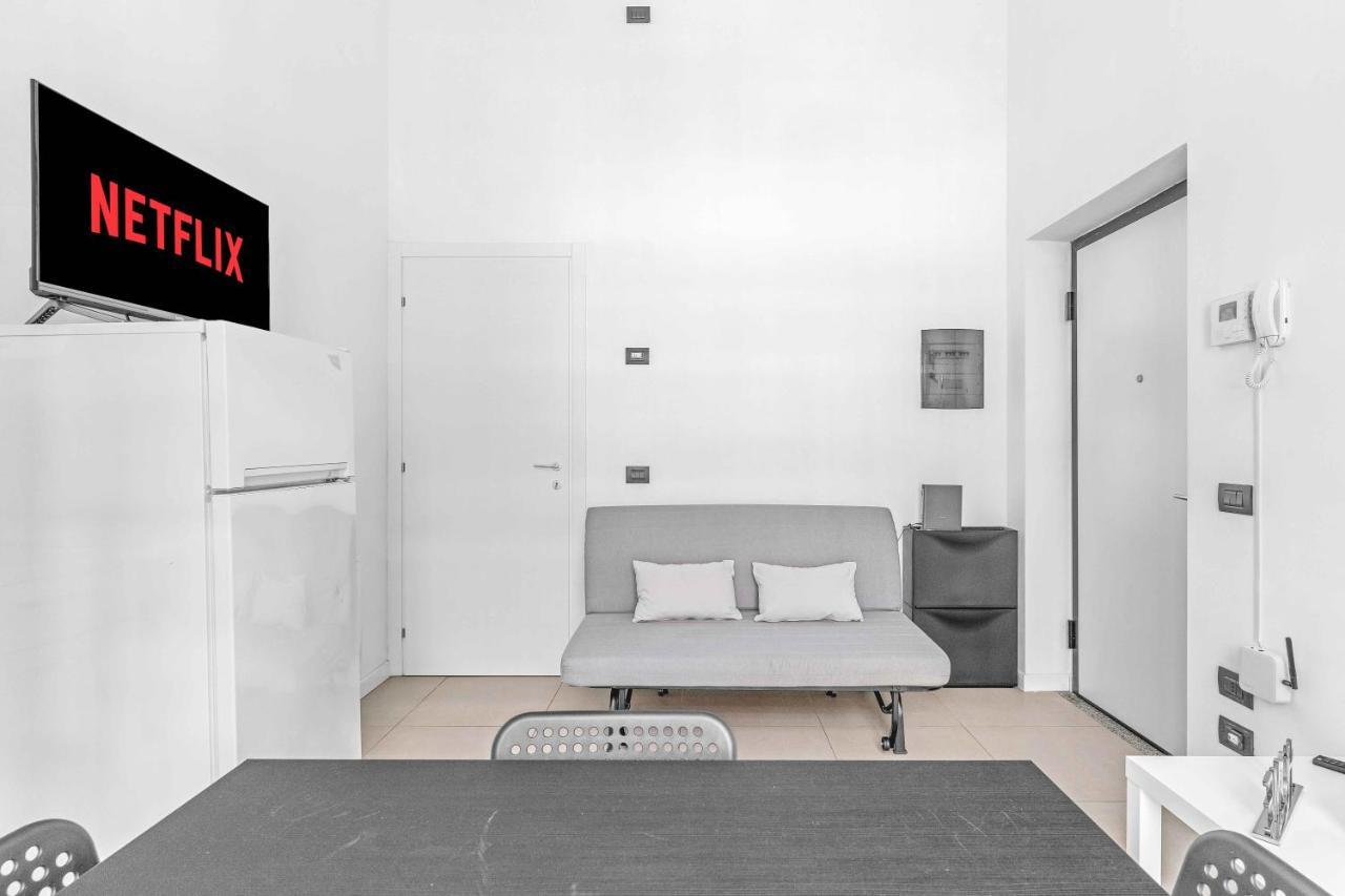 Cos54 - Exclusive Apartment With Garden In 米兰 外观 照片